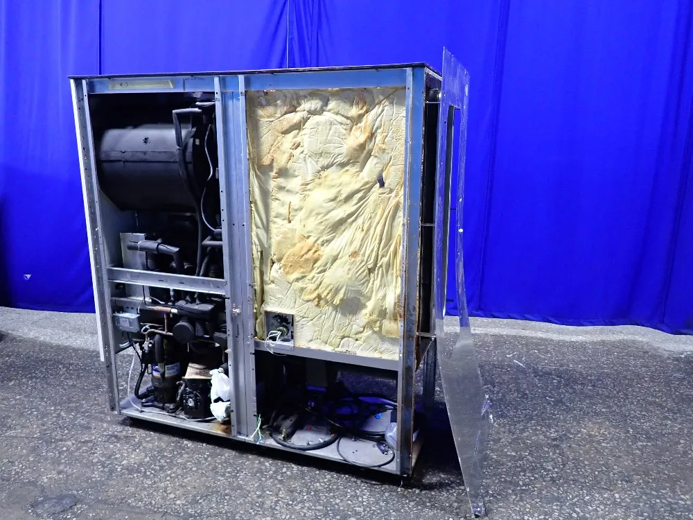 FREEZE DRYER