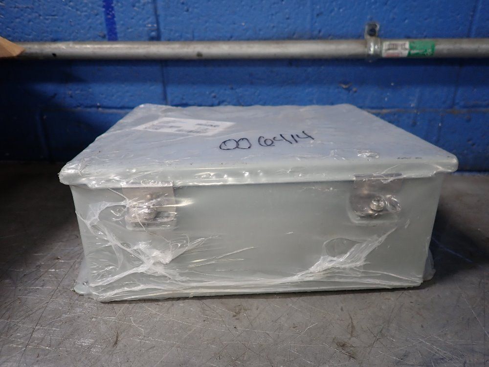 Nvent Aprox. 9 1/2" X 7 1/2" X 4" Electrical Enclosure - A1008chnf