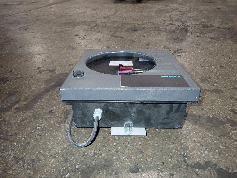 Honeywell Digital Circular Chart Recorder