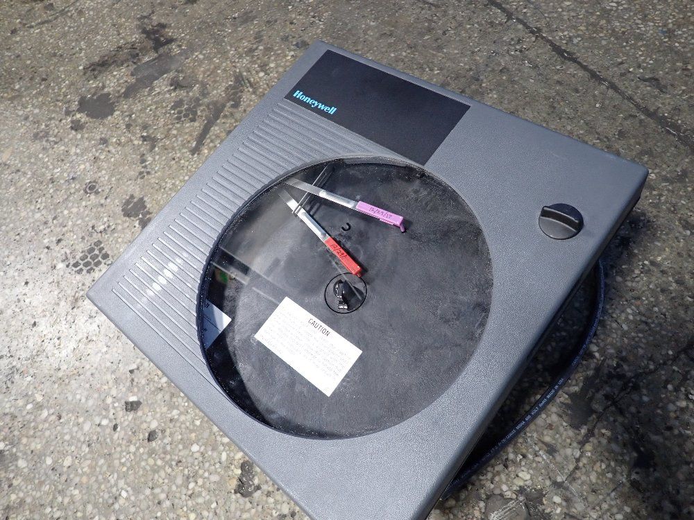 Honeywell Digital Circular Chart Recorder