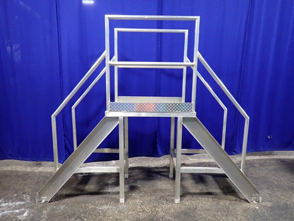 5 Steps / 450 Lbs Cross-over Stairs