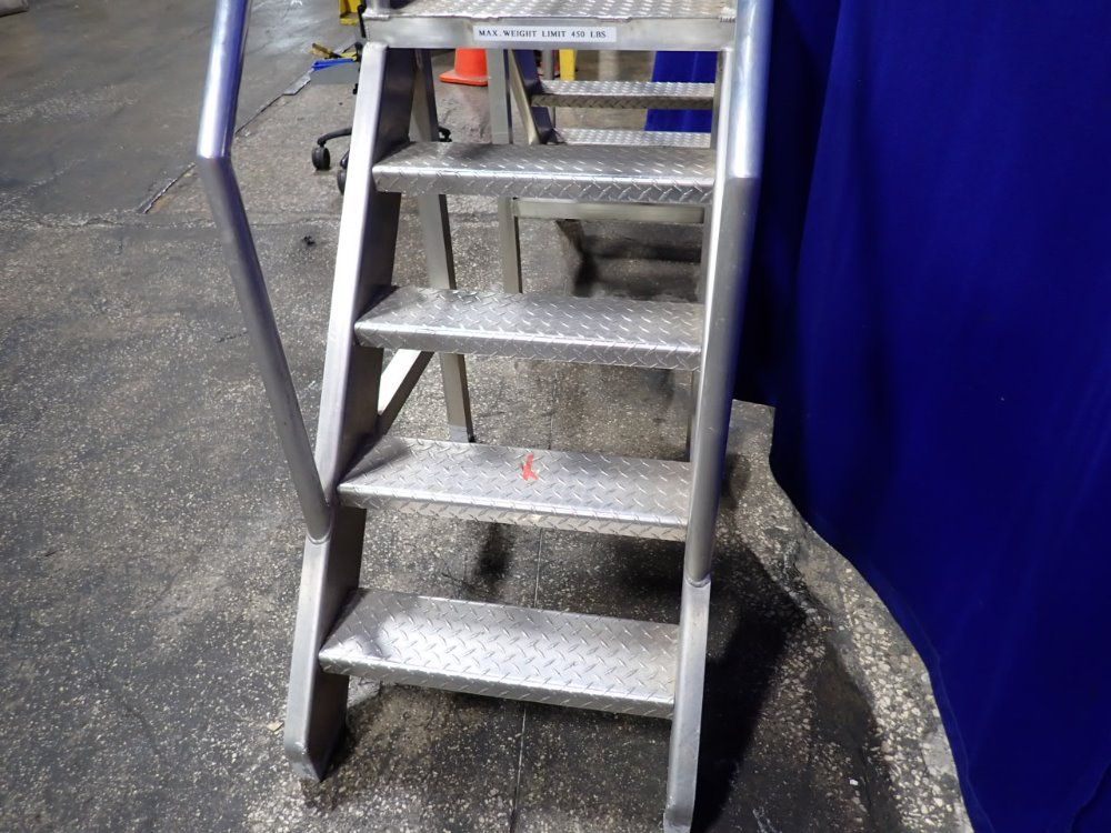 5 Steps / 450 Lbs Cross-over Stairs