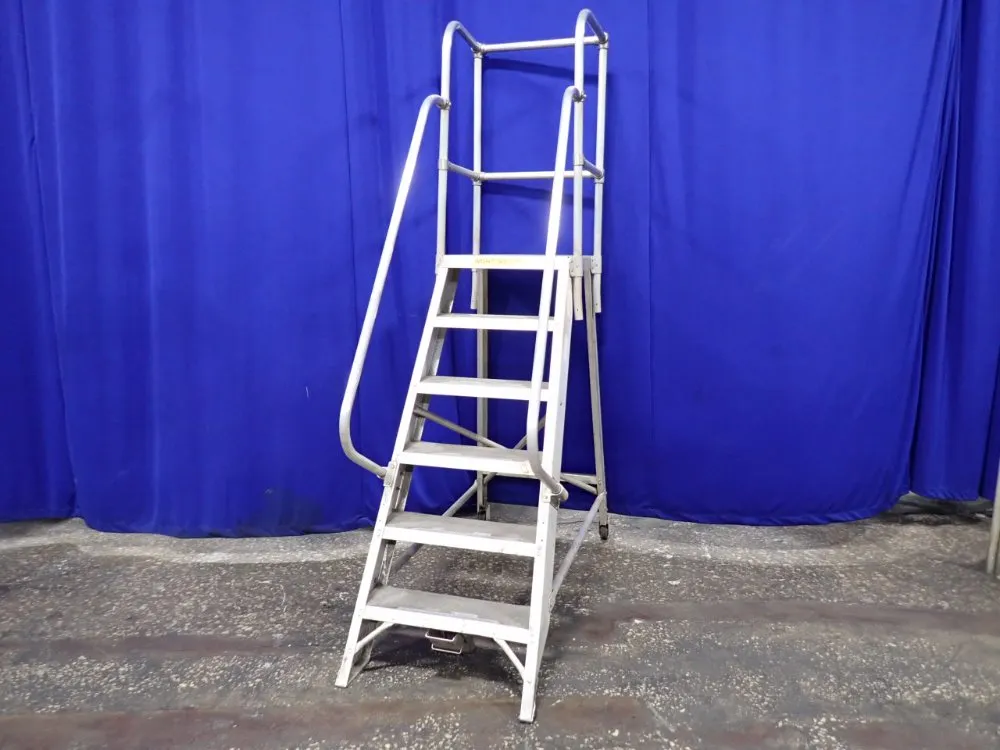 PORTABLE STAIRS