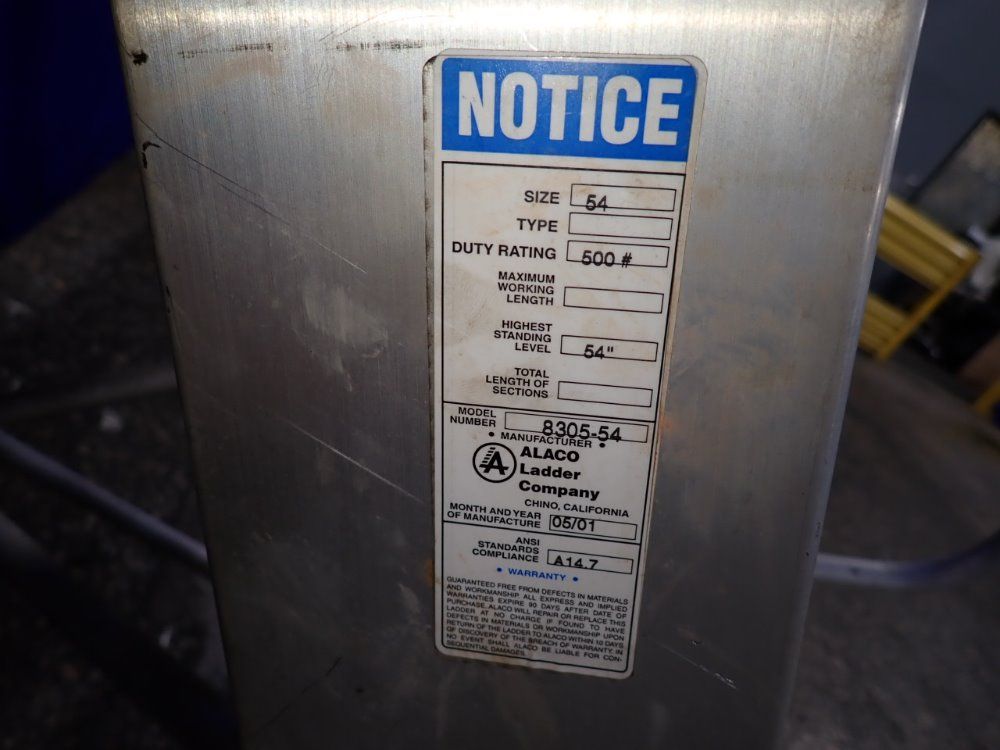 6 Steps / 500 Lbs Portable Stairs