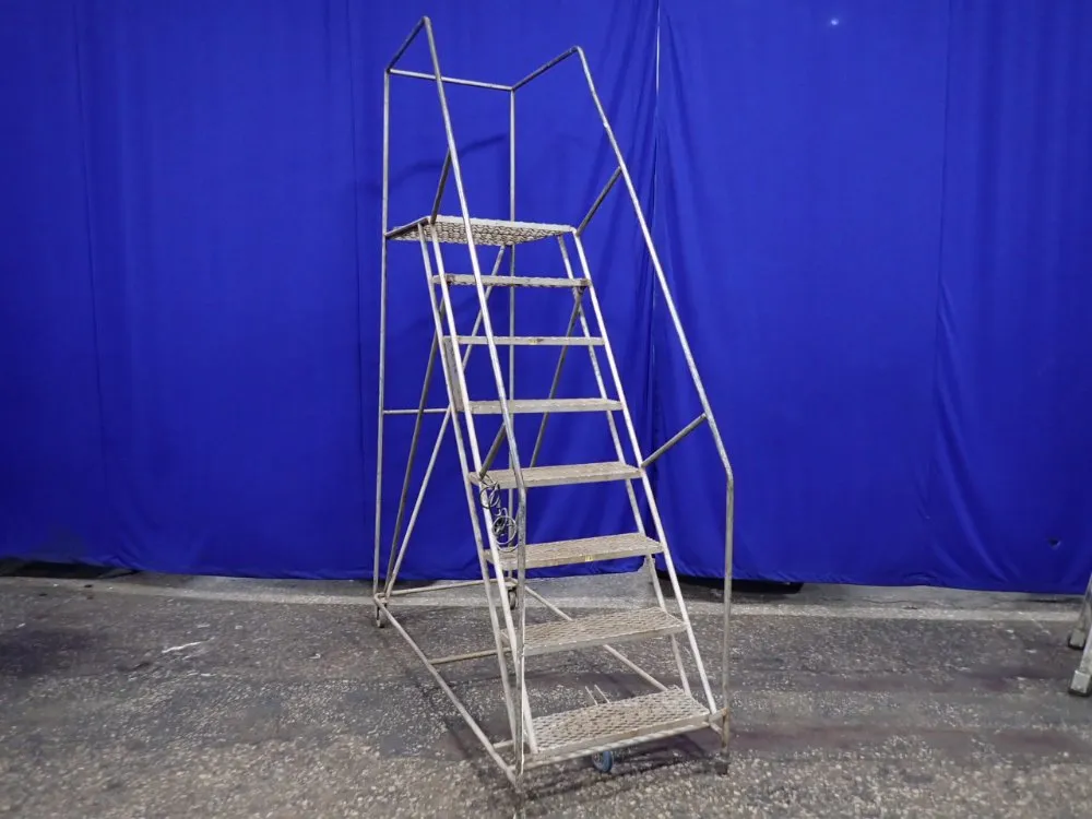 PORTABLE STAIRS