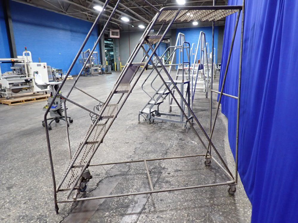 8 Steps Portable Stairs