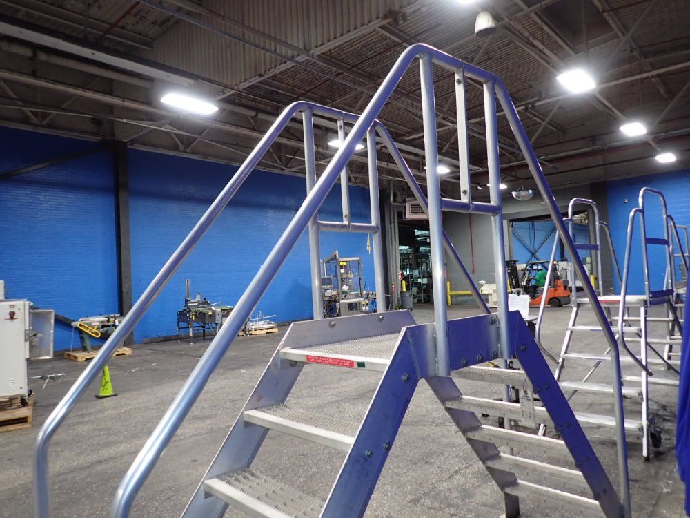 6 Steps Crossway Stairs