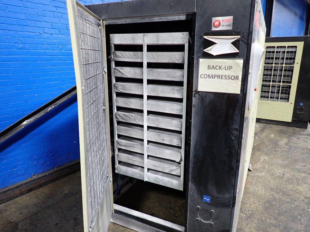 Ingersoll Rand 125 Hp Rotary Screw Air Compressor - R90i-a125