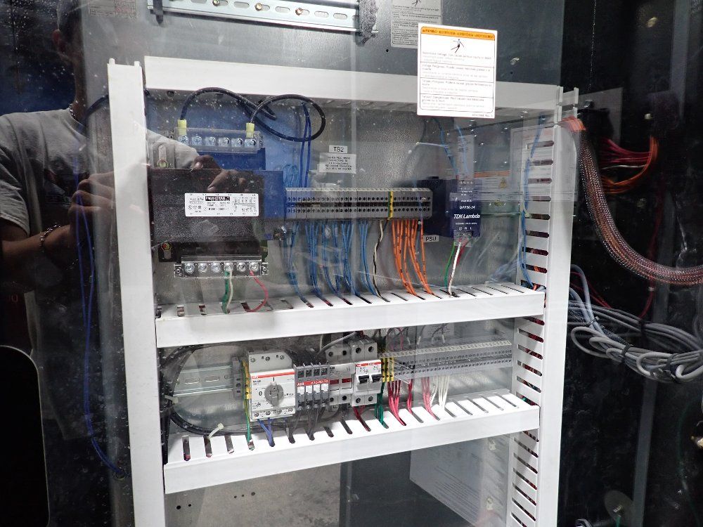 Ingersoll Rand 125 Hp Rotary Screw Air Compressor - R90i-a125