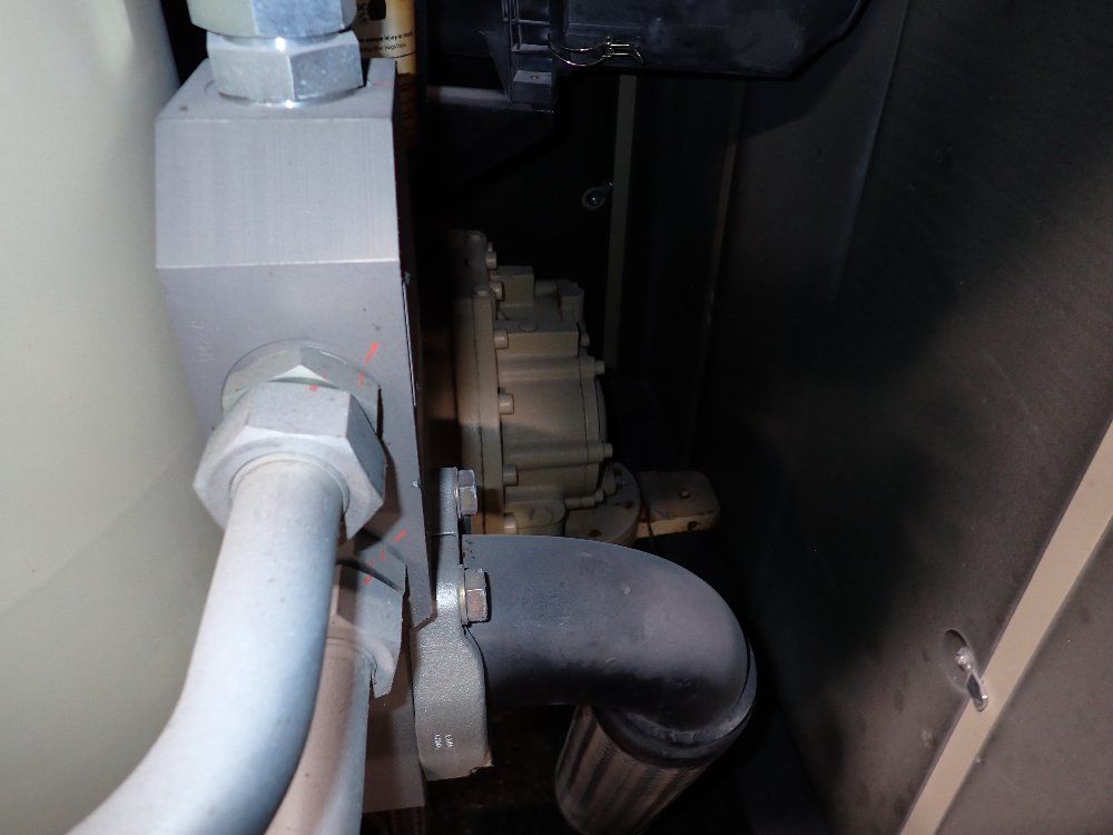 Ingersoll Rand 125 Hp Rotary Screw Air Compressor - R90i-a125