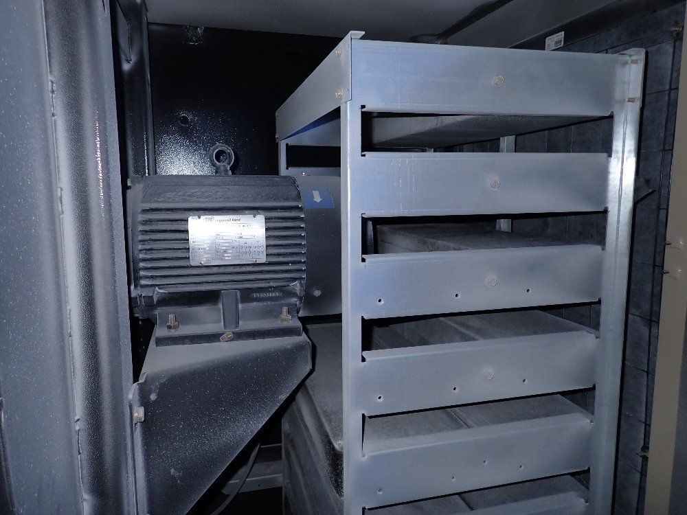 Ingersoll Rand 125 Hp Rotary Screw Air Compressor - R90i-a125