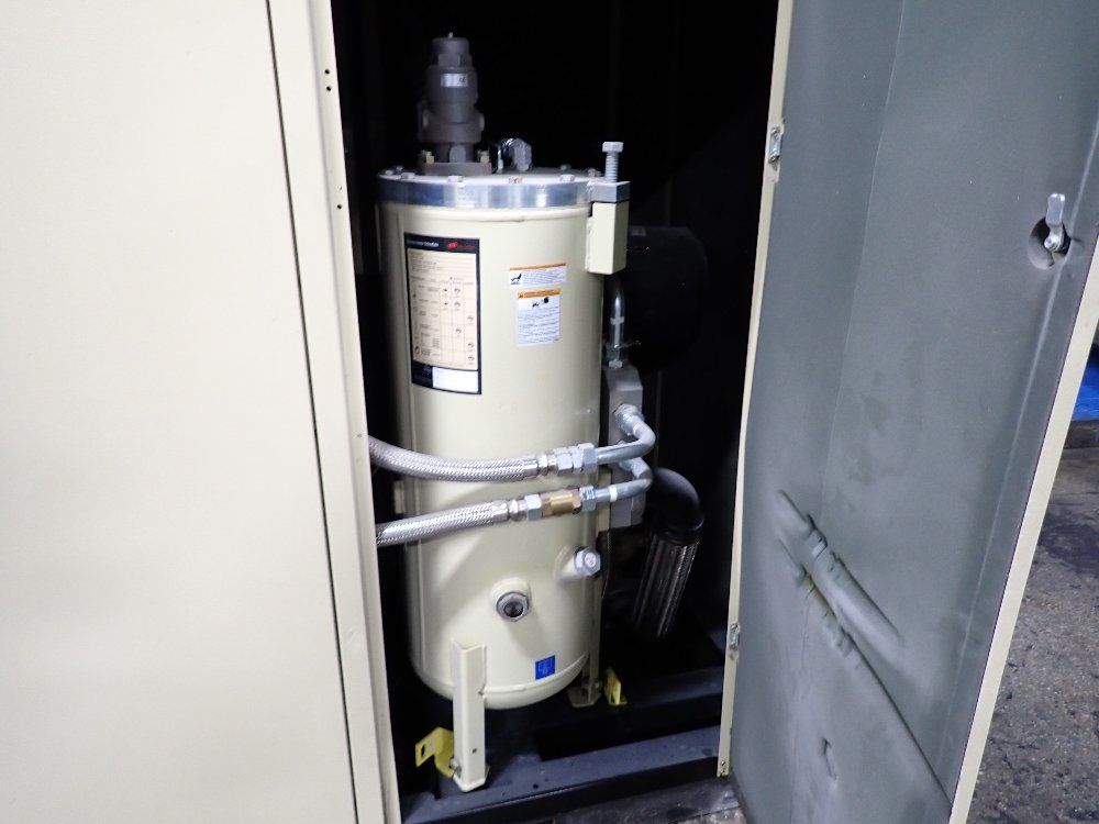 Ingersoll Rand 125 Hp Rotary Screw Air Compressor - R90i-a125
