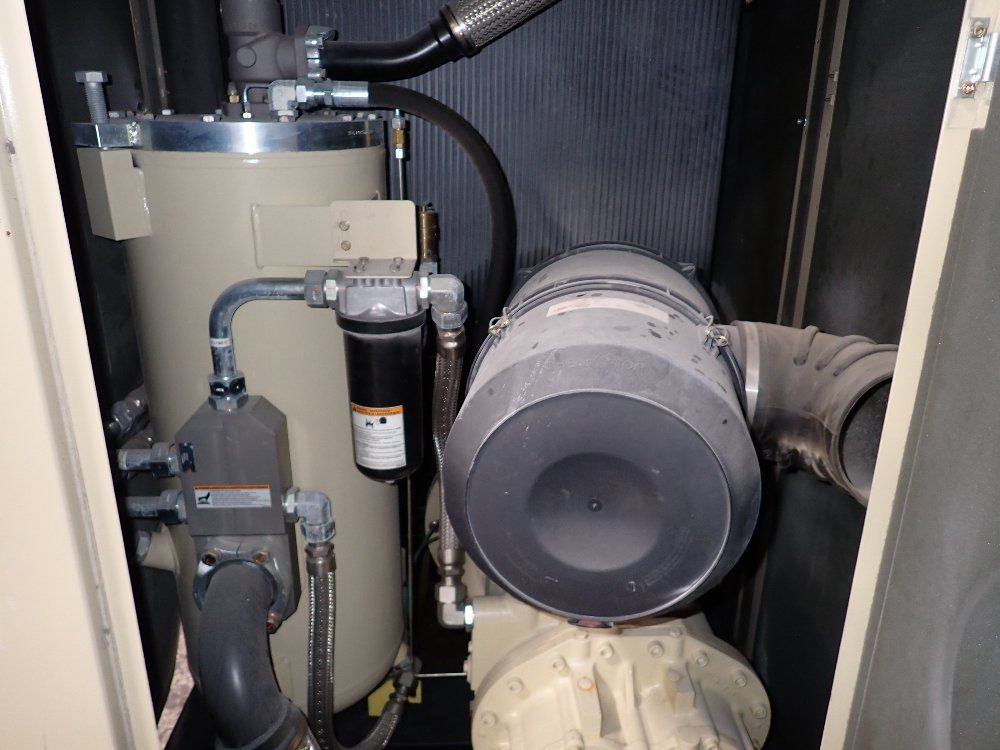 Ingersoll Rand 125 Hp Rotary Screw Air Compressor - R90i-a125