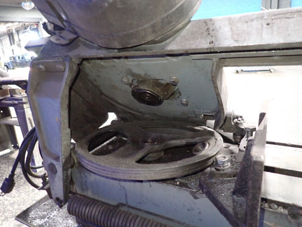 Enco Horizontal Bandsaw