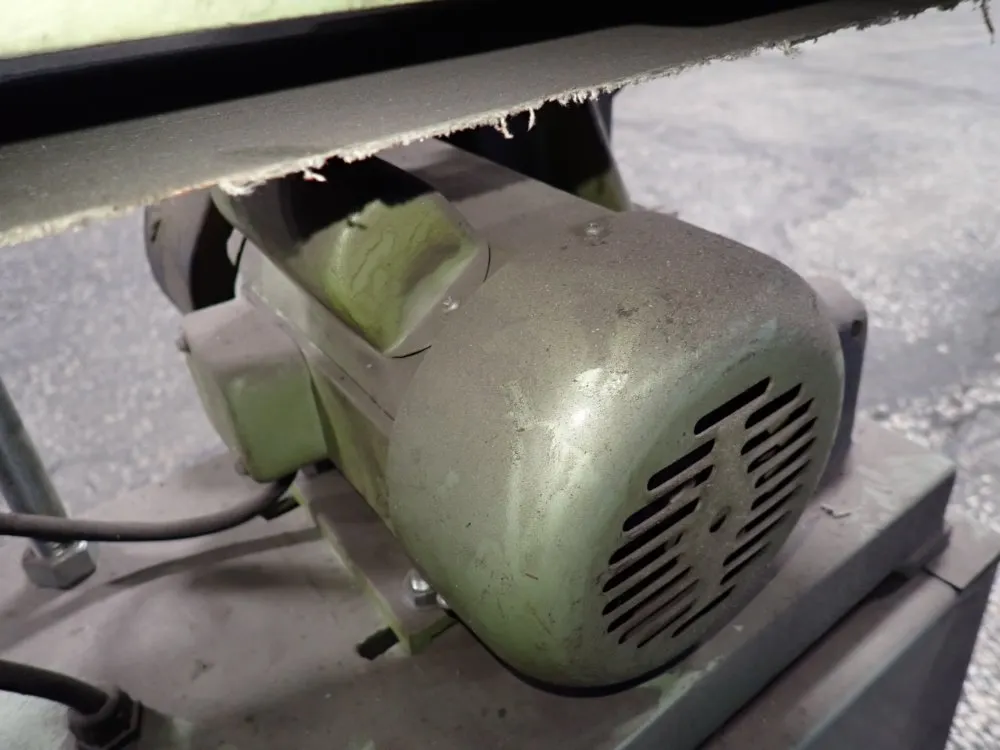 Central Machinery 6"x9" Belt & Disc Sander - T6852