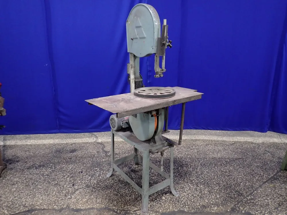 VERTICAL BANDSAW