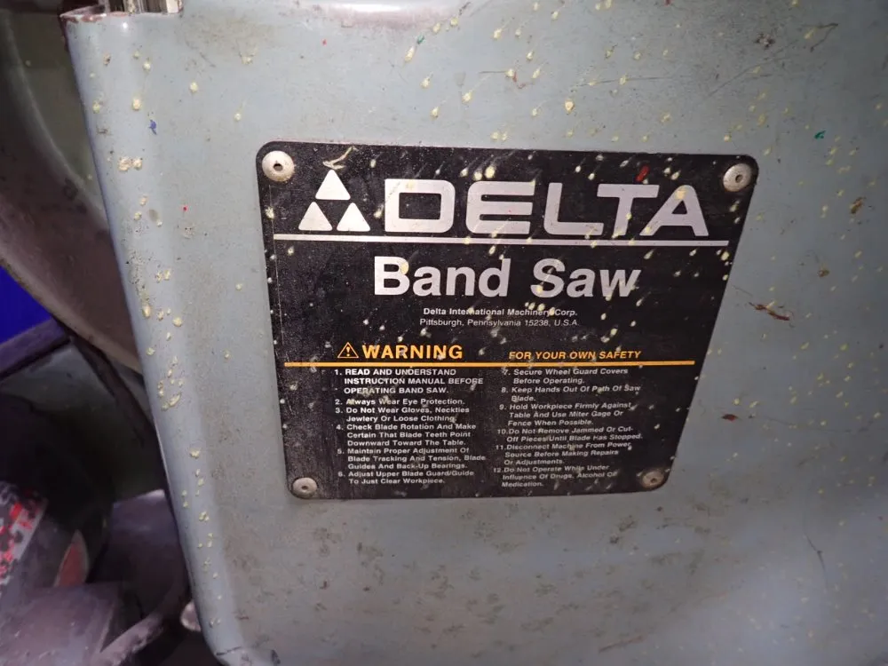 Delta 13 1/2" Vertical Band Saw - 88f34193