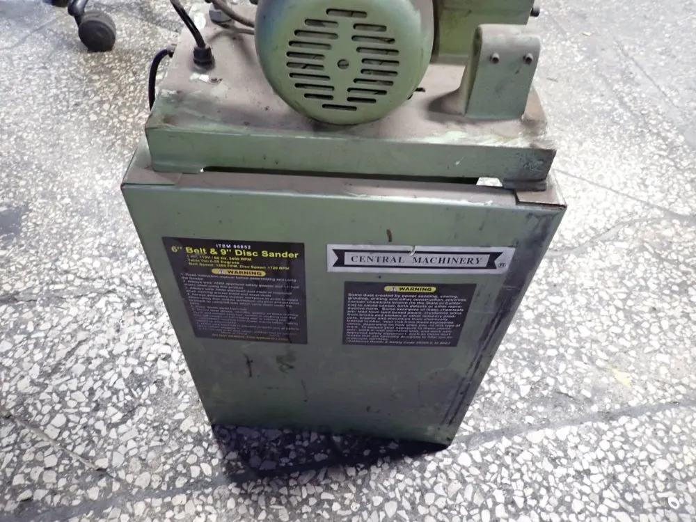 Central Machinery 6"x9" Belt & Disc Sander - T6852