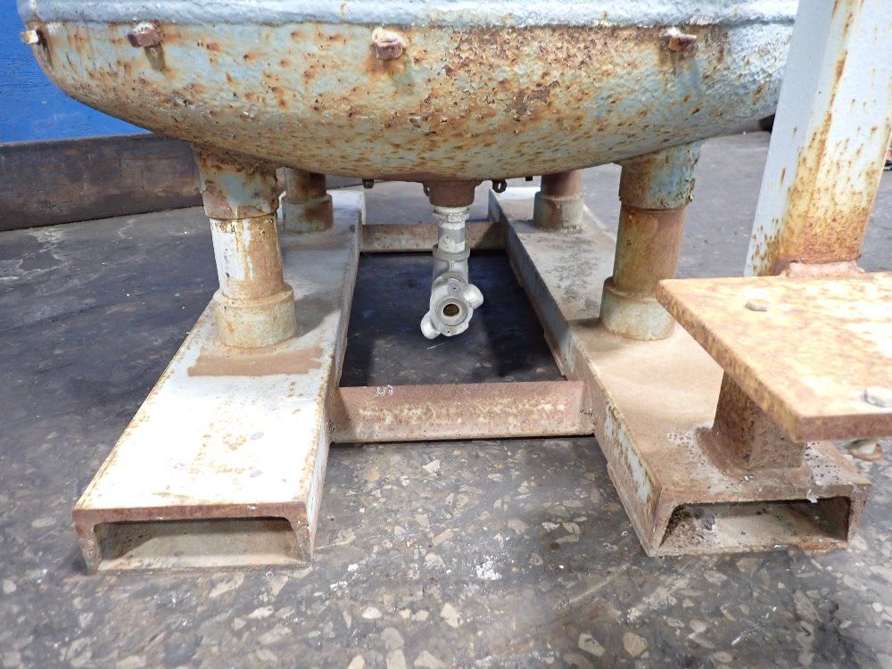 Roben Aprox. 130 Gallon Monomer Tank