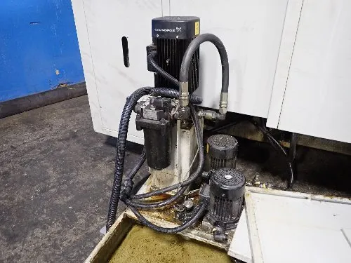 Hardinge/bridgeport 23 1/2" X 39 1/4" Cnc 5 Axis Vmc - Xr 760