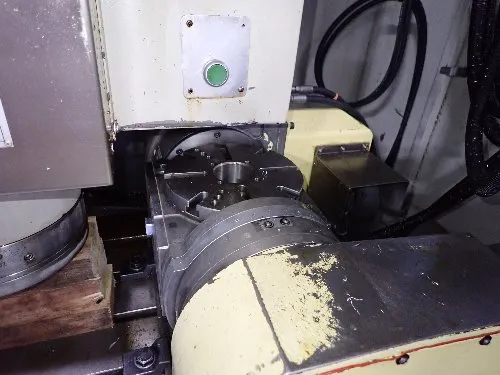 Hardinge/bridgeport 23 1/2" X 39 1/4" Cnc 5 Axis Vmc - Xr 760