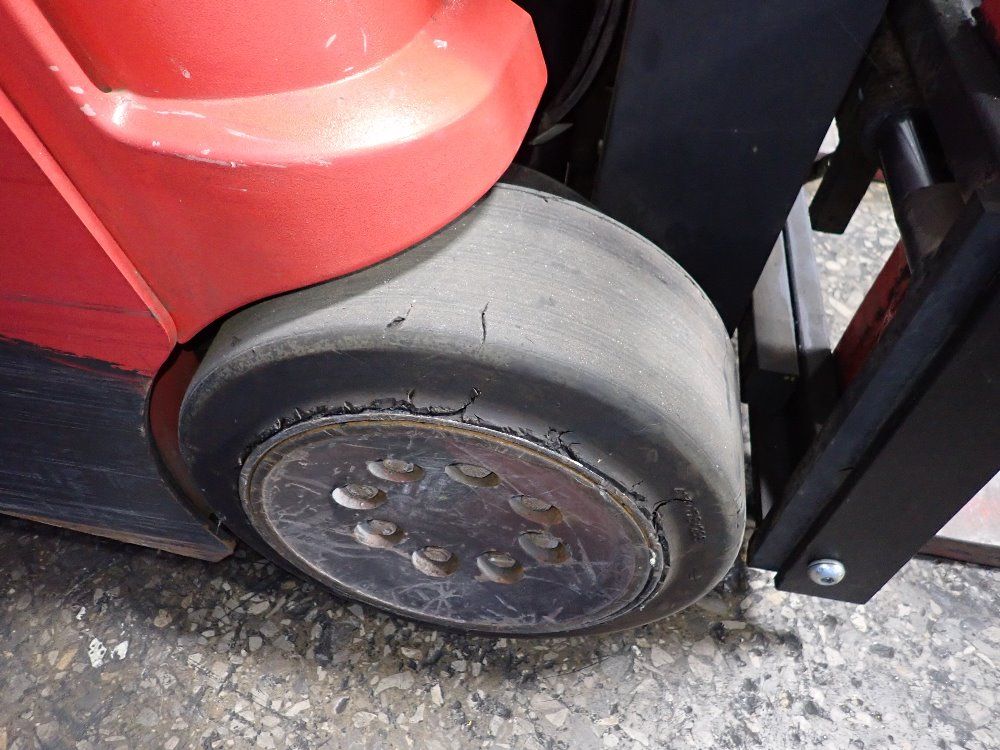 Raymond 3000 Lbs Standup Forklift - 425-c30tt