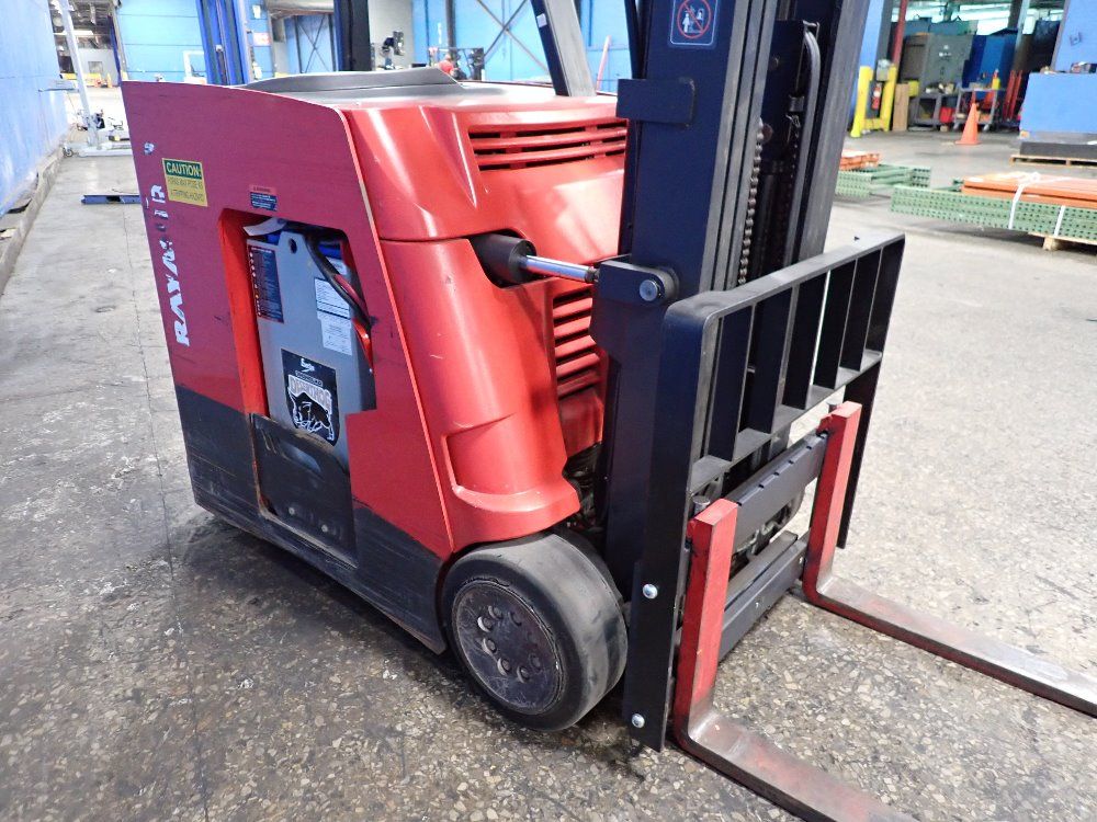 Raymond 3000 Lbs Standup Forklift - 425-c30tt