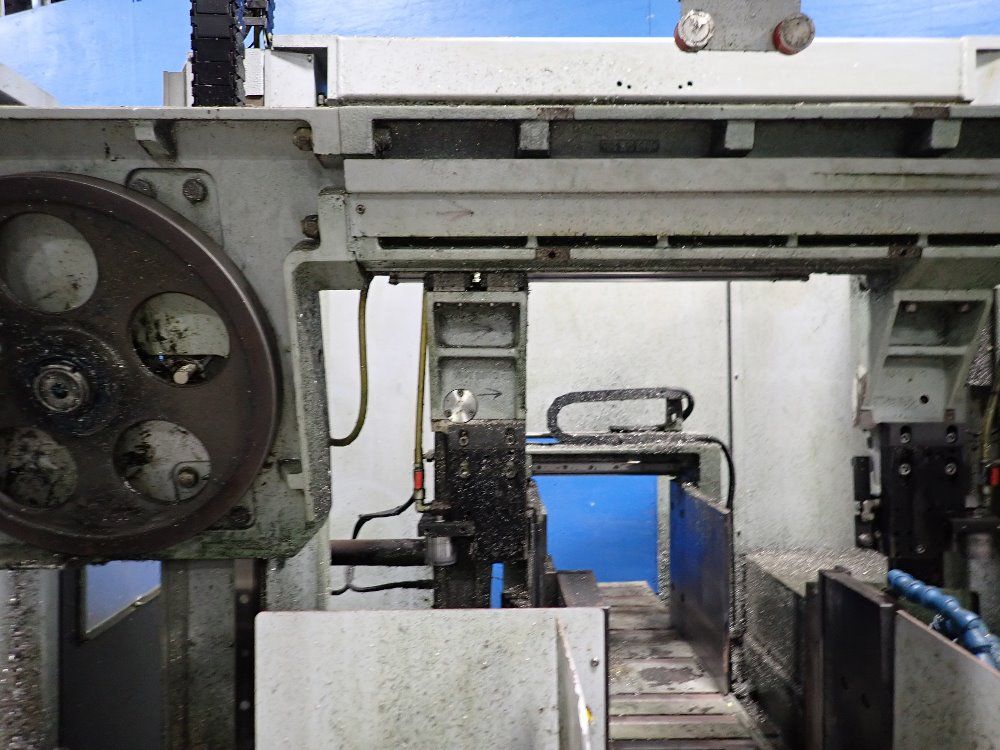 Hyd Mech 22" X 28" Horizontal Band Saw - H-14a