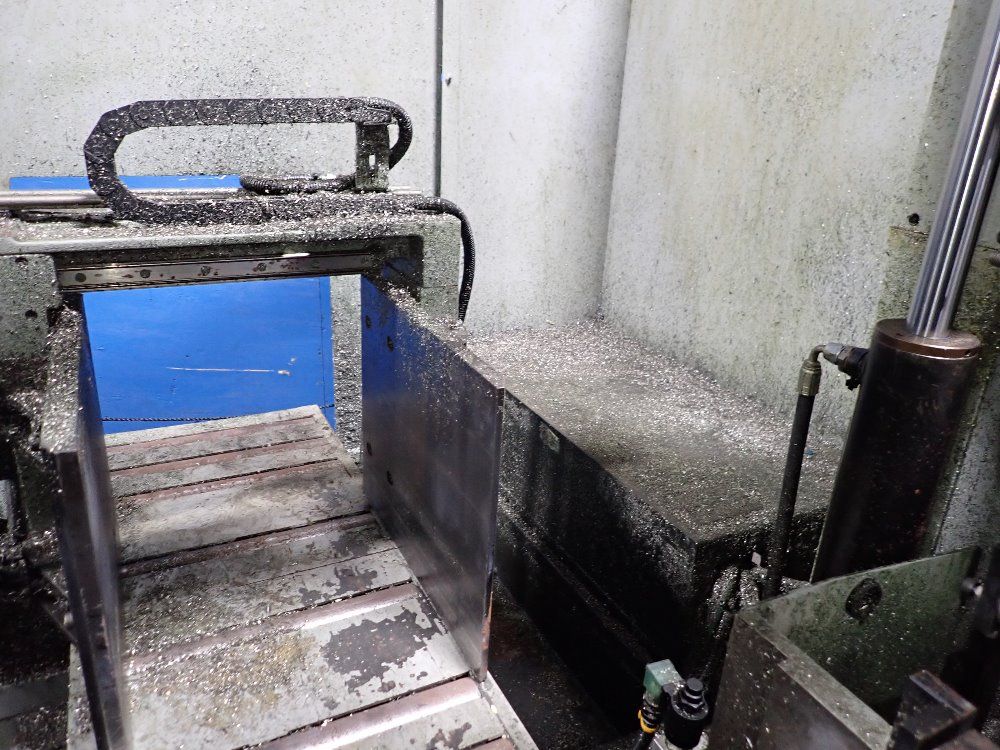 Hyd Mech 22" X 28" Horizontal Band Saw - H-14a