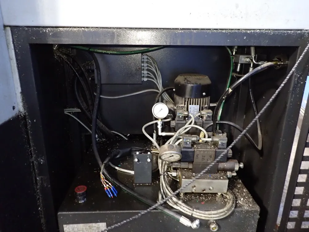 Hyd Mech 22" X 28" Horizontal Band Saw - H-14a