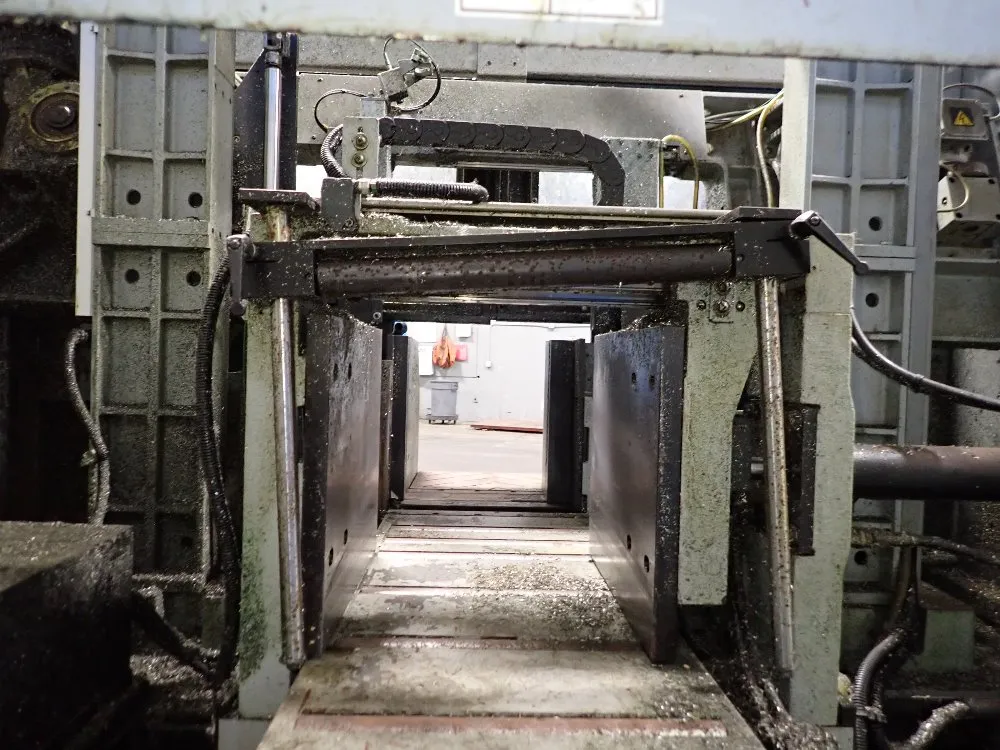 Hyd Mech 22" X 28" Horizontal Band Saw - H-14a