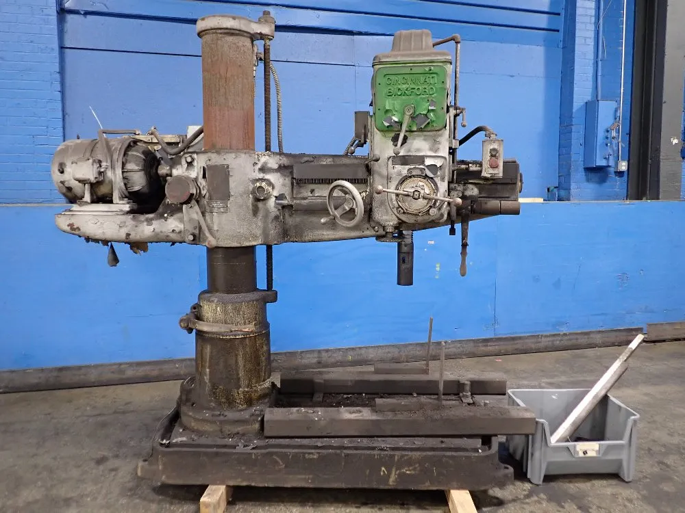 Cincinnati 3'3" X 8" Radial Arm Drill