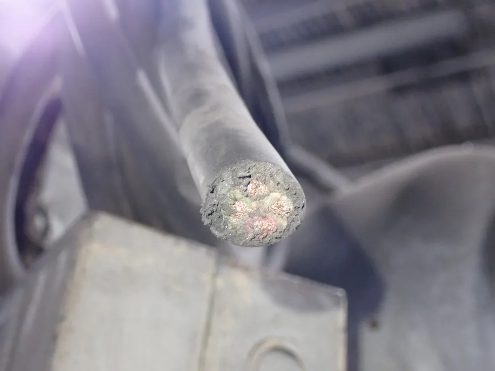 Cincinnati 3'3" X 8" Radial Arm Drill