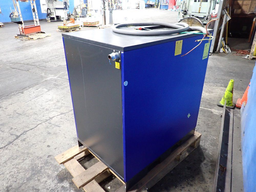 Quincy 22 Kw Air Compressor - Qgs 30