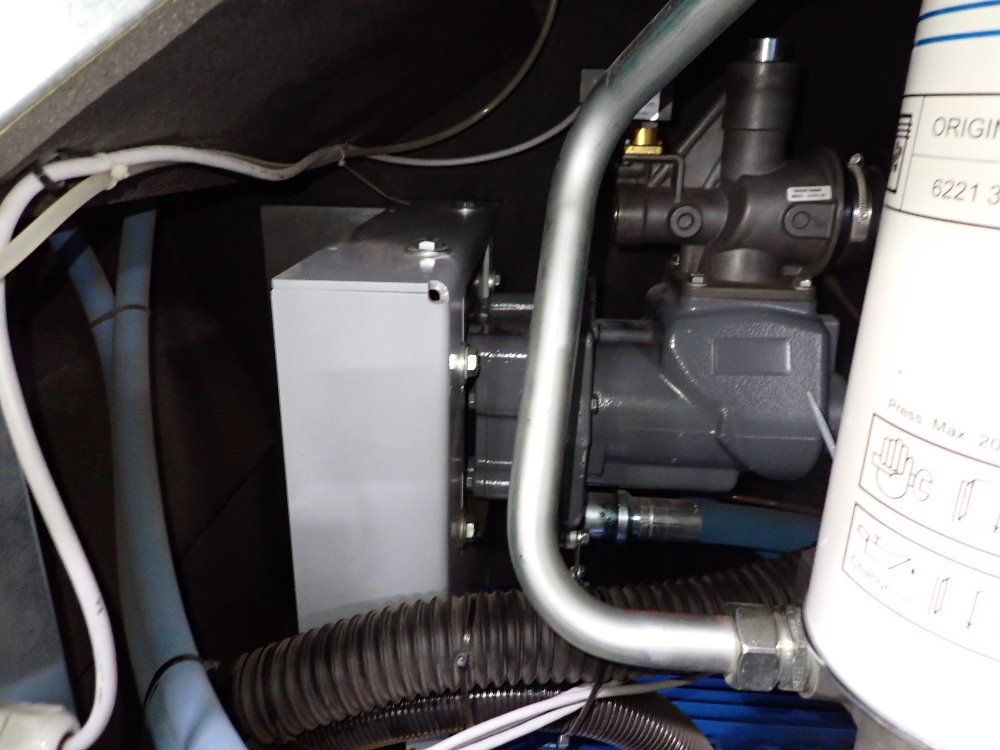 Quincy 22 Kw Air Compressor - Qgs 30