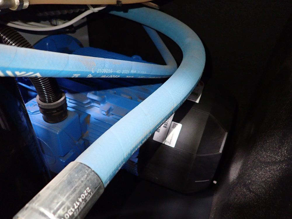 Quincy 22 Kw Air Compressor - Qgs 30