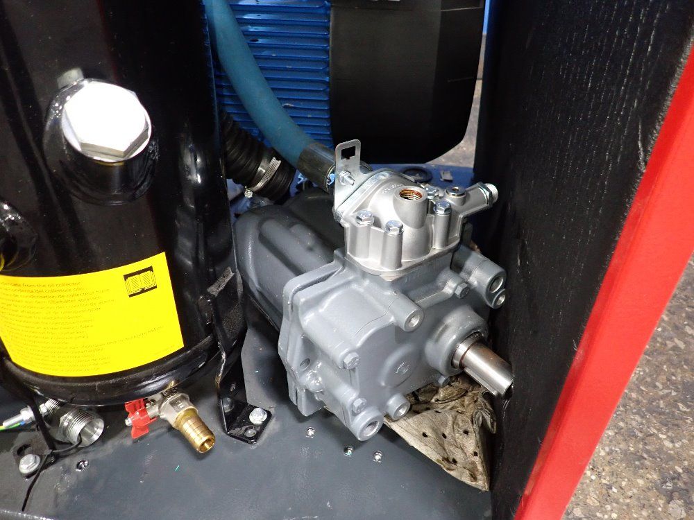 Chicago Pneumatic 18.5 Kw Air Compressor - Qrs25