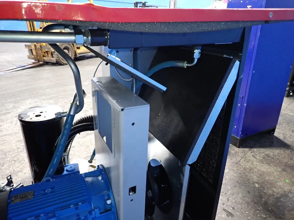 Chicago Pneumatic 18.5 Kw Air Compressor - Qrs25