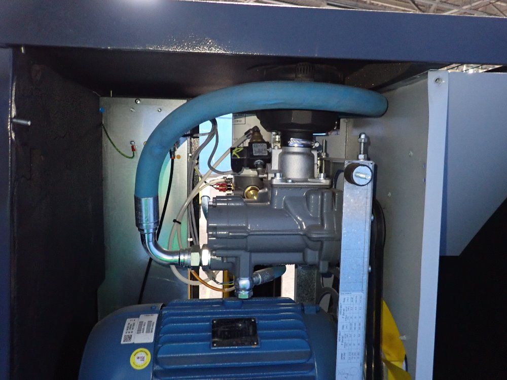 Quincy 15 Kw Air Compressor - Qgs20sd T120