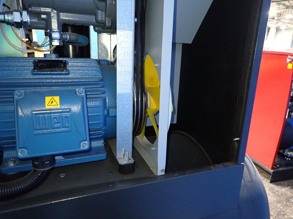 Quincy 15 Kw Air Compressor - Qgs20sd T120