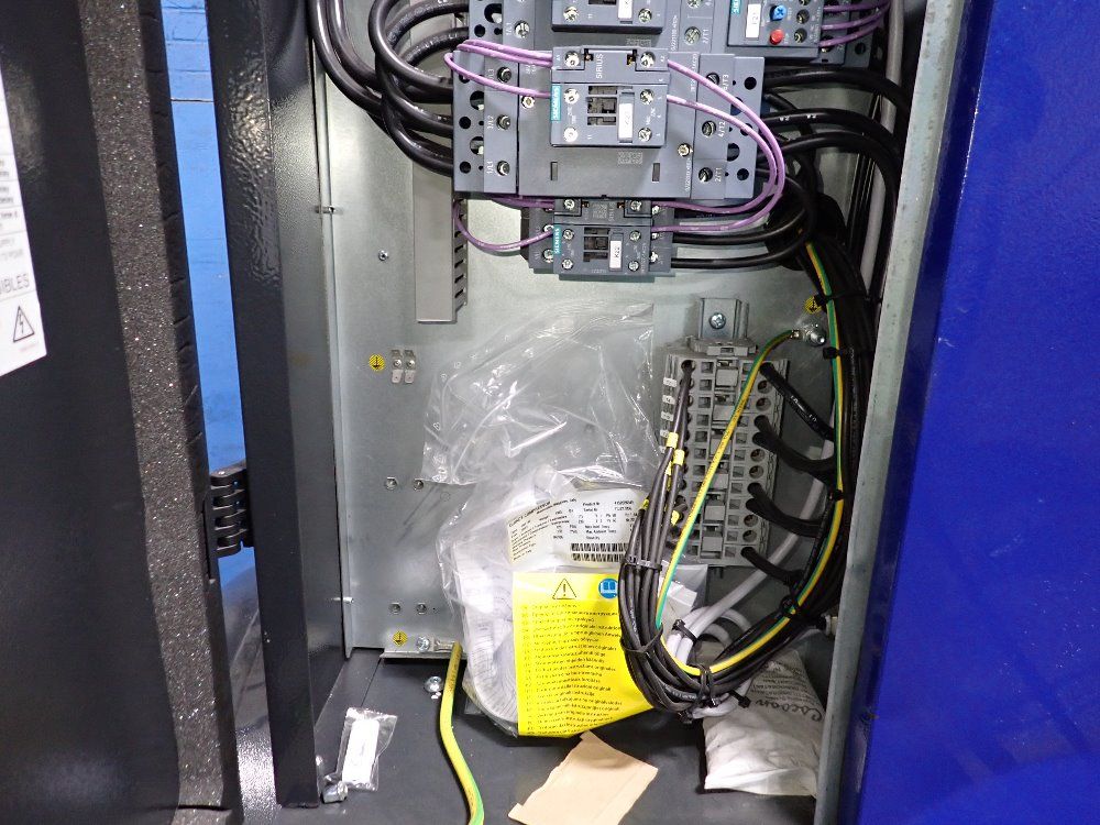 Quincy 22 Kw Air Compressor - Qgs30