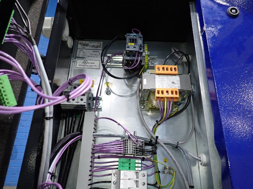 Quincy 22 Kw Air Compressor - Qgs30