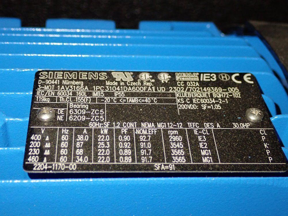 Quincy 22 Kw Air Compressor - Qgs30