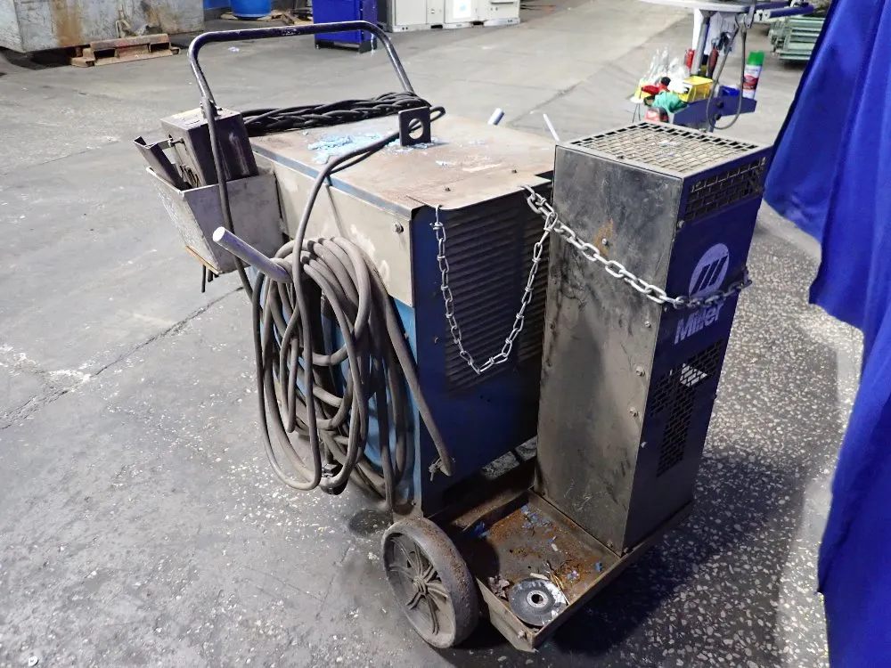 Miller 250 Amp Welder - Syncrowave 250