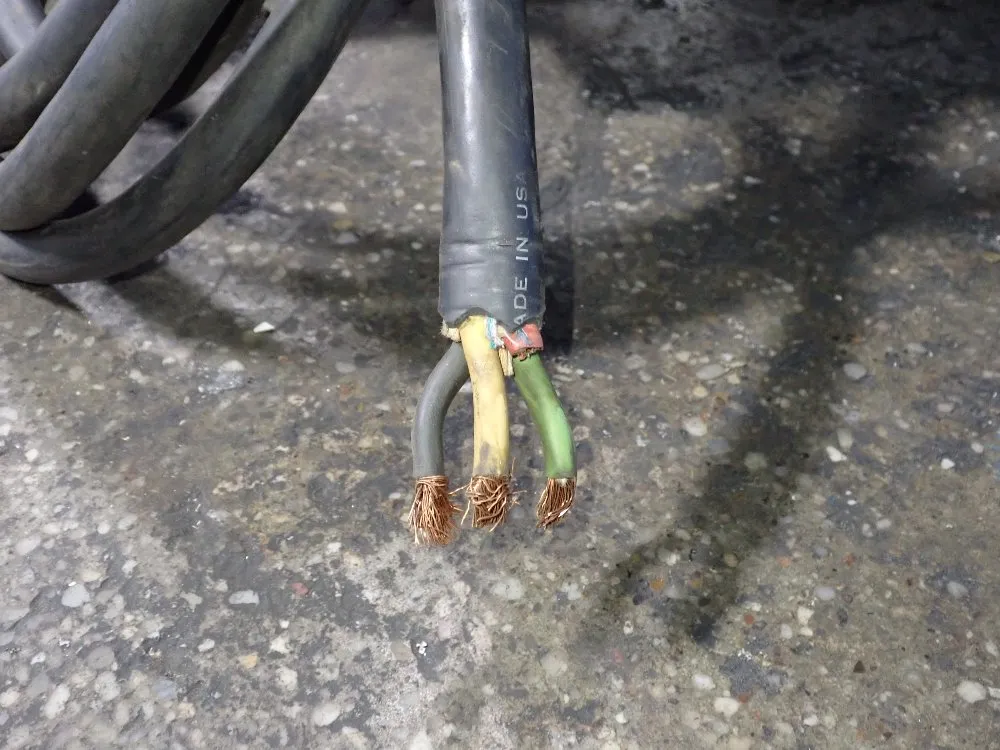 Miller 300 Amp Welder - Syncrowave 300