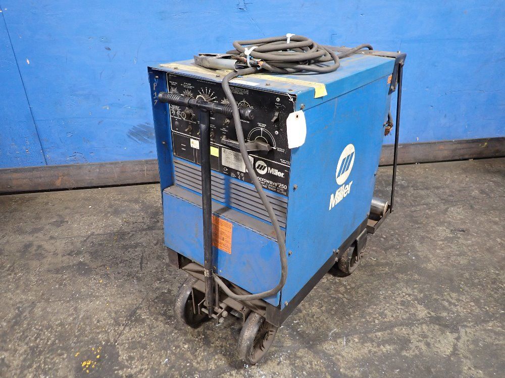 WELDER