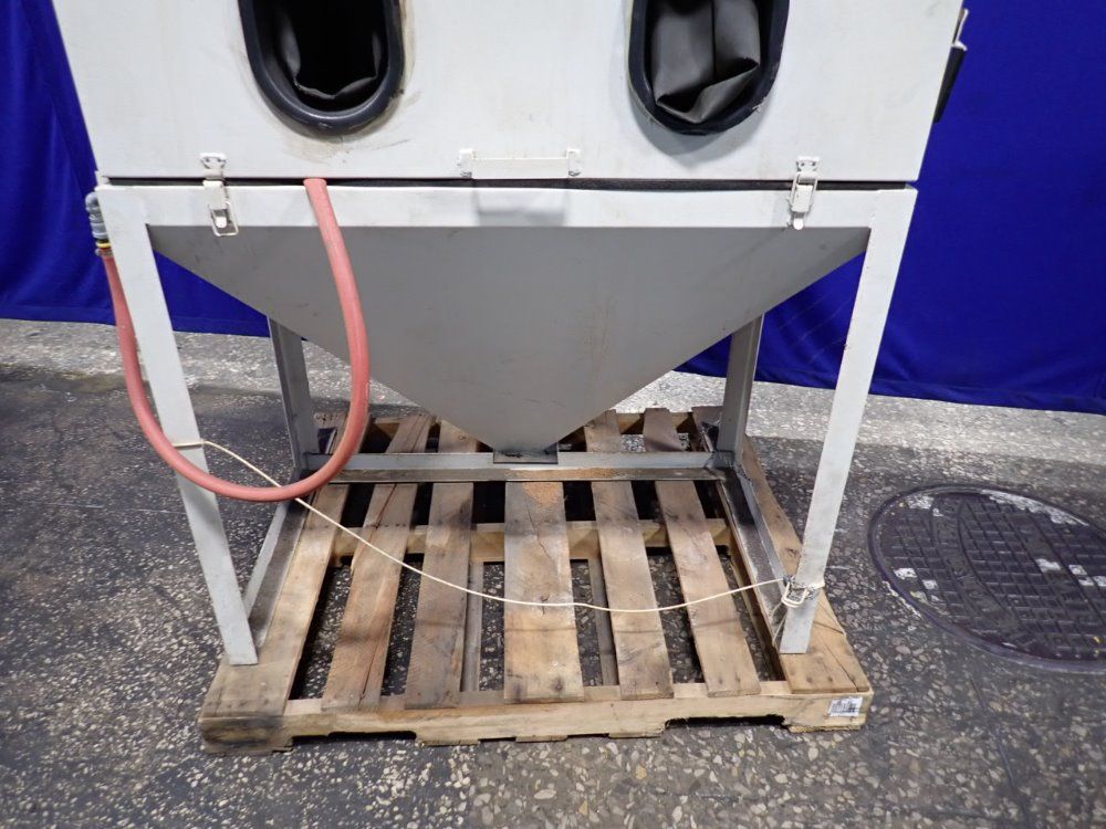 34"x4"x23" Blast Cabinet - 4224
