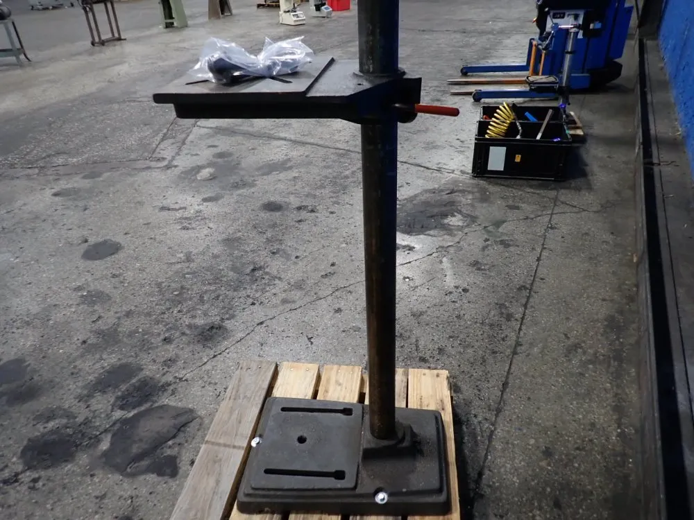 Sears, Roebuck & Co 15 1/2" Drill Press - 113.213702