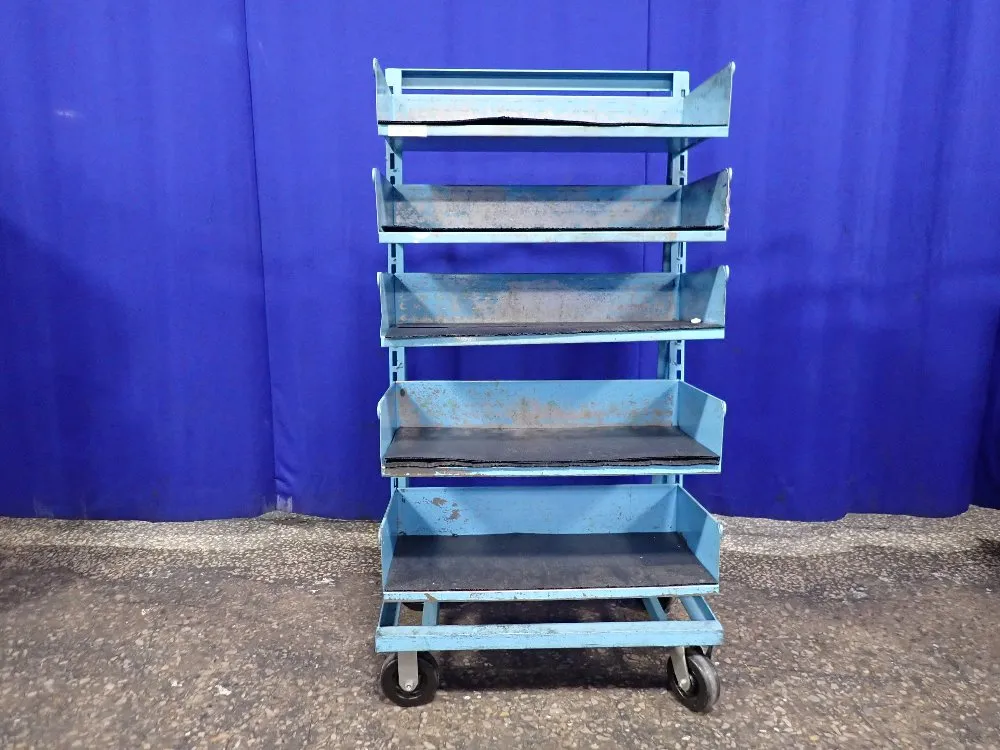 SHELVING UNIT
