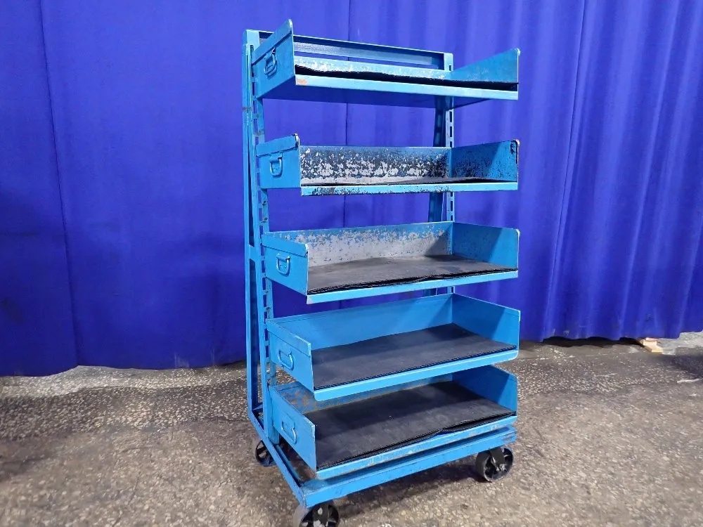 SHELVING UNIT